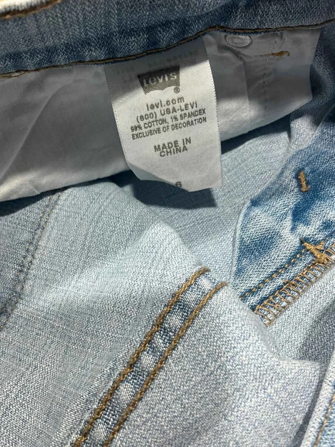Short Levi's 515 Capri Taille 9 Vintage Coton Bleu Clair Slv 022 – photo 10
